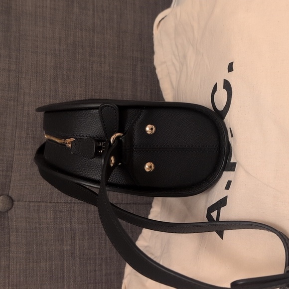 A.P.C. Demi Lune Saffiano - Picture 2 of 6